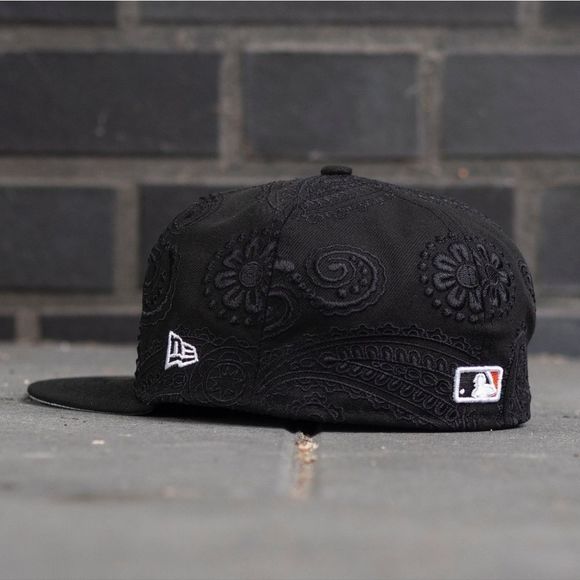 New Era 59Fifty San Francisco Giants Swirl Fitted Hat Black Orange Bandana 7 3/8 - Picture 5 of 14